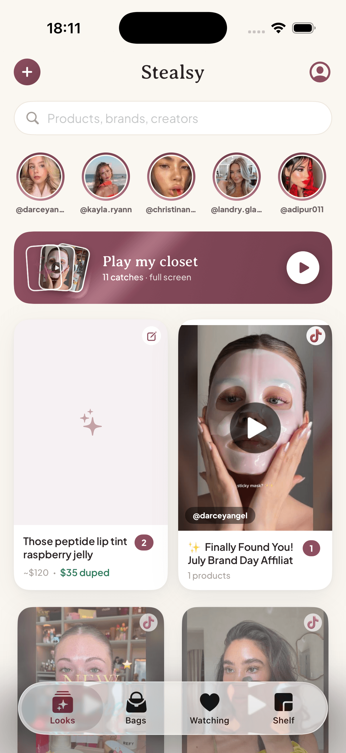 The Stealsy home screen: caught looks with products, prices and creators